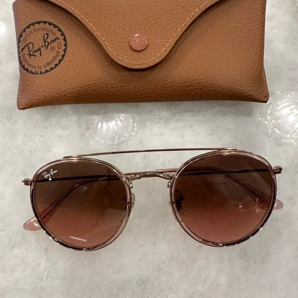 Ray-Ban Brown Sunglasses Classic Accessories - Picture 1 of 2